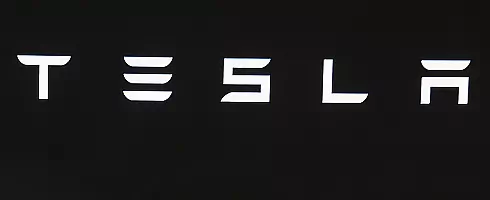 auto Tesla 